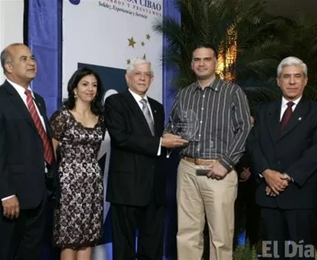 http://eldia.com.do/image/article/61/460×390/0/A214D451-2F77-49E7-998A-6D027AA8D95D.jpeg