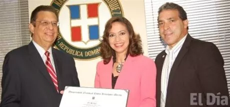 http://eldia.com.do/image/article/62/460×390/0/D6A2356F-B6F4-4B58-B504-C33D62797ECC.jpeg