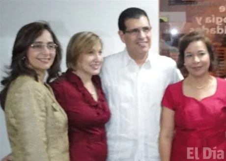 http://eldia.com.do/image/article/65/460×390/0/2D595313-2B0A-4136-8A16-80E02AC84EB4.jpeg