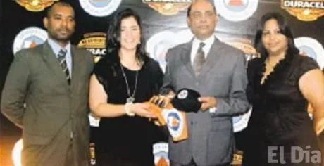 http://eldia.com.do/image/article/64/460×390/0/55887E43-4CDD-4FCB-B851-A9D01BB842D9.jpeg