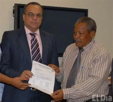 http://eldia.com.do/image/article/64/460×390/0/AB1991B4-6F74-40A2-AFFE-FAB67CA47485.jpeg