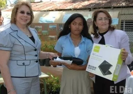 http://eldia.com.do/image/article/64/460×390/0/C1F79E6C-C74C-49B0-B221-2DB4FC1D6D14.jpeg