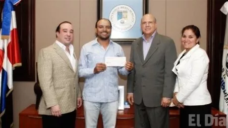 http://eldia.com.do/image/article/65/460×390/0/C2779CF0-ED84-4759-88AD-19A551AA4745.jpeg