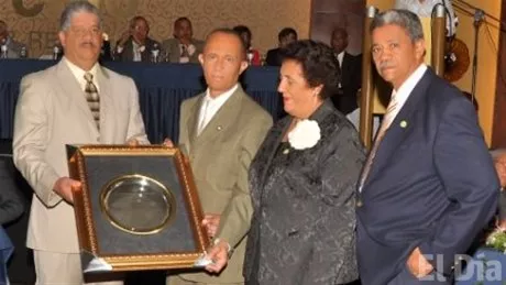 http://eldia.com.do/image/article/66/460×390/0/D5290949-5B3E-4E1D-9F1E-19142A9B5B0B.jpeg