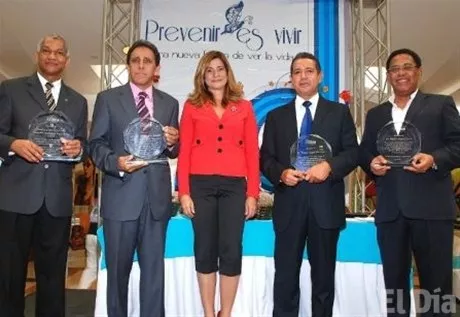 http://eldia.com.do/image/article/68/460×390/0/1AB86289-3393-4742-A729-8C6EAE986966.jpeg