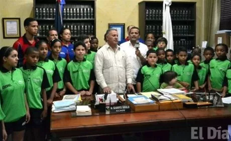 http://eldia.com.do/image/article/69/460×390/0/1C7C1C33-4EDA-4142-8F40-8C7F8FA319FC.jpeg