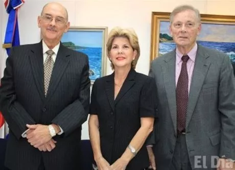 http://eldia.com.do/image/article/72/460×390/0/596991A1-3C1A-44E0-9A97-543D58BCCD89.jpeg