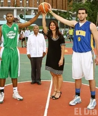 http://eldia.com.do/image/article/71/460×390/0/689316CE-B775-4D56-8EF7-54B34F8E493C.jpeg
