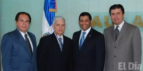 http://eldia.com.do/image/article/72/460×390/0/75043A0C-7E2C-433E-8FB9-3F650B22A064.jpeg