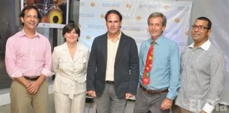 http://eldia.com.do/image/article/71/460×390/0/835475F5-2A4F-481B-8257-34F346C1B293.jpeg