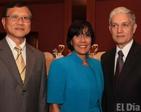 http://eldia.com.do/image/article/72/460×390/0/99CC29D4-A4CD-41E5-9F95-F43777B57149.jpeg