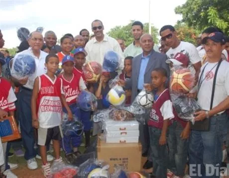 http://eldia.com.do/image/article/71/460×390/0/A8D26765-39B2-4539-A9F3-F523530434D1.jpeg