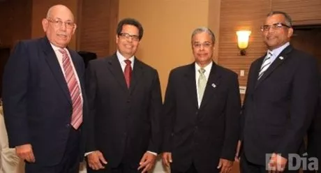 http://eldia.com.do/image/article/73/460×390/0/CF3B2946-E3EF-4E23-853F-9D894E26E755.jpeg
