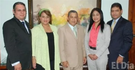 http://eldia.com.do/image/article/74/460×390/0/9A3D3F5F-2BD2-4FA7-A1AF-740CEDCFD280.jpeg