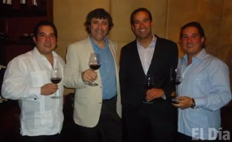 http://eldia.com.do/image/article/76/460×390/0/DE0D1A74-83EB-4C0C-8C76-184446A40E16.jpeg