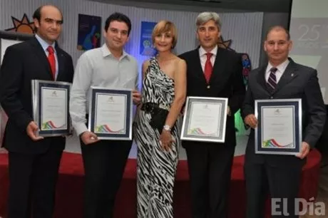 http://eldia.com.do/image/article/75/460×390/0/E85B57E8-6B30-4378-B5FE-3942BCF2FBF1.jpeg