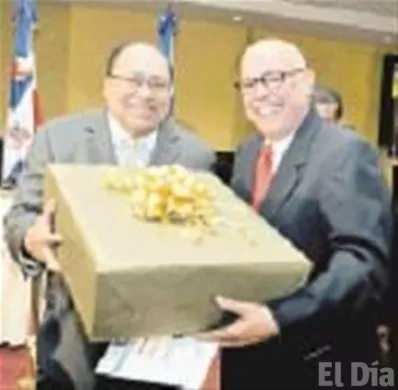 http://eldia.com.do/image/article/77/460×390/0/2B6D9890-F060-41BD-B957-16C9FFEA0A21.jpeg