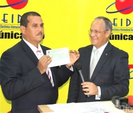 http://eldia.com.do/image/article/78/460×390/0/B0C46177-7CC4-42F9-BE98-249B7D4A6800.jpeg