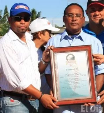 http://eldia.com.do/image/article/83/460×390/0/1F8FFB03-D998-420D-9AA8-AAC8D5D3F3B5.jpeg