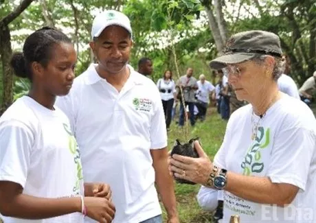 http://eldia.com.do/image/article/82/460×390/0/27C3CB61-8050-4D70-AA44-A51547279E0A.jpeg