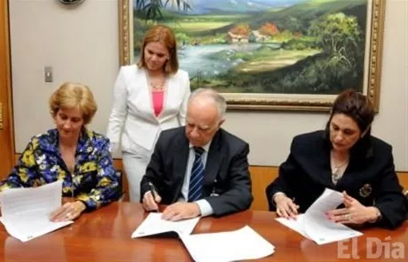 http://eldia.com.do/image/article/80/460×390/0/6065D529-D2D2-47BD-87BE-2579109FF1A1.jpeg