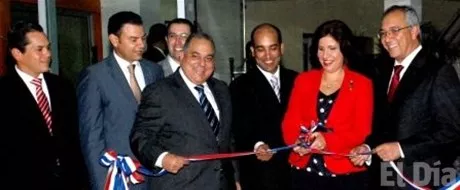 http://eldia.com.do/image/article/83/460×390/0/AA8CBFDD-EB2C-4A76-8B31-8393E63F4993.jpeg