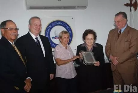 http://eldia.com.do/image/article/82/460×390/0/AE7D18B0-C38F-4927-B4EE-4FD8CB44DCE8.jpeg