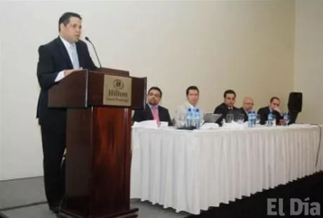 http://eldia.com.do/image/article/84/460×390/0/0557DBAE-460E-4AD5-B140-4F47960ADE0D.jpeg