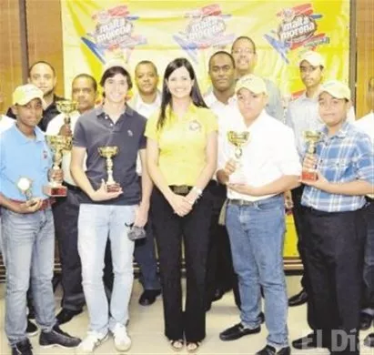 http://eldia.com.do/image/article/85/460×390/0/3E47E44E-1656-4EB8-82EC-7171B1FA8C85.jpeg