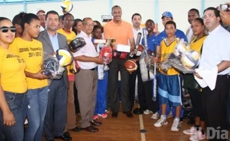 http://eldia.com.do/image/article/84/460×390/0/4E1940D7-3658-4A27-80D4-7194B8083A17.jpeg