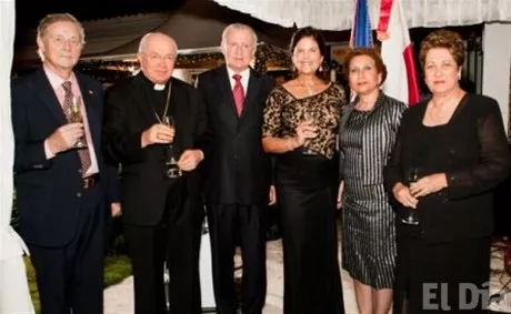 http://eldia.com.do/image/article/85/460×390/0/7019212A-D478-422B-80BE-F780B333BBE0.jpeg