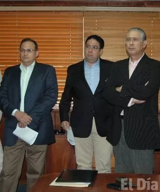 http://eldia.com.do/image/article/86/460×390/0/84715165-D917-41C9-91B4-21D229A2A9AE.jpeg