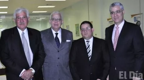 http://eldia.com.do/image/article/86/460×390/0/90077D22-05B8-4582-8AFB-CD3BB6EDD470.jpeg