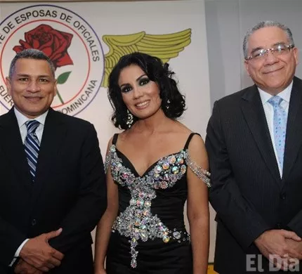 http://eldia.com.do/image/article/85/460×390/0/C38C976B-C955-4F33-A1DE-787F1DA0DABD.jpeg