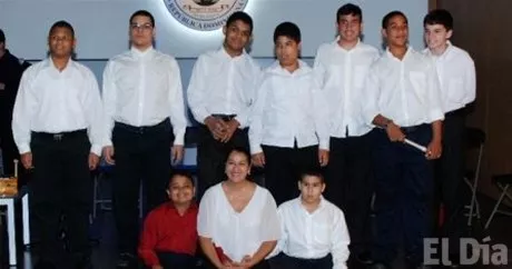 http://eldia.com.do/image/article/88/460×390/0/3D697052-6437-4133-9D37-D4BBB5F822D0.jpeg