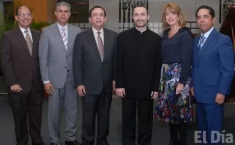 http://eldia.com.do/image/article/88/460×390/0/5B942AD0-7926-4A33-A731-2450D5F8A9BF.jpeg
