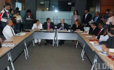 http://eldia.com.do/image/article/89/460×390/0/9277B62A-8420-429E-BACC-0398739EE10A.jpeg