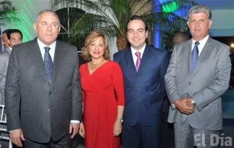 http://eldia.com.do/image/article/91/460×390/0/054C3B8F-F602-426E-9326-7668D83612EF.jpeg