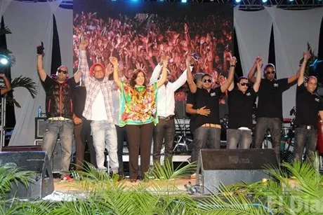 http://eldia.com.do/image/article/90/460×390/0/0CAA920C-8A1B-48DB-A455-513D42995BBB.jpeg