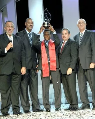 http://eldia.com.do/image/article/92/460×390/0/613E8C61-D752-4FD4-B11D-ABF17BCBEF39.jpeg