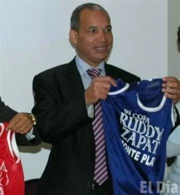 http://eldia.com.do/image/article/94/460×390/0/64166317-9337-4DE2-B451-E4E6EDB95D0B.jpeg