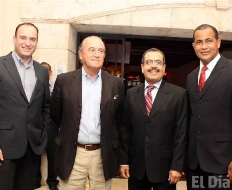 http://eldia.com.do/image/article/95/460×390/0/819DAEB3-6E5E-410A-927B-844511518A0A.jpeg