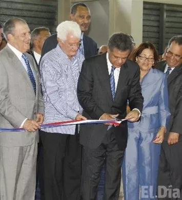 http://eldia.com.do/image/article/95/460×390/0/93AC06F1-8E60-44C1-93C4-8875FC0264FD.jpeg
