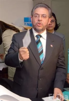 http://eldia.com.do/image/article/98/460×390/0/1A18ED67-60F6-4C8B-9B58-E9F1787EB15E.jpeg