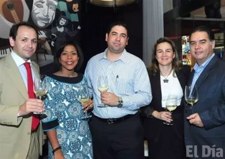 http://eldia.com.do/image/article/98/460×390/0/57B92D4F-F14F-48BF-AE72-A19E694F45B9.jpeg