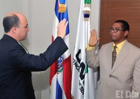 http://eldia.com.do/image/article/98/460×390/0/7F15DC7E-F32D-46CA-89E8-19F53D17ABA6.jpeg