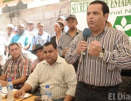 http://eldia.com.do/image/article/96/460×390/0/7F71AB8D-3DD0-4D5B-BDC2-7FE6812155A2.jpeg