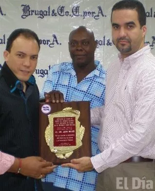 http://eldia.com.do/image/article/96/460×390/0/8A583CF4-46C6-44D9-A280-0819D5C82D7A.jpeg
