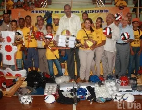 http://eldia.com.do/image/article/98/460×390/0/9BC8F9AA-7A01-4DA2-B9A1-8242DB0CA1F7.jpeg