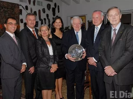 http://eldia.com.do/image/article/97/460×390/0/C076F11C-A04D-4CE9-861C-F1E5B807A7B3.jpeg
